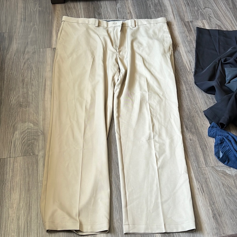 Haggar Khakis; Dress Pants
